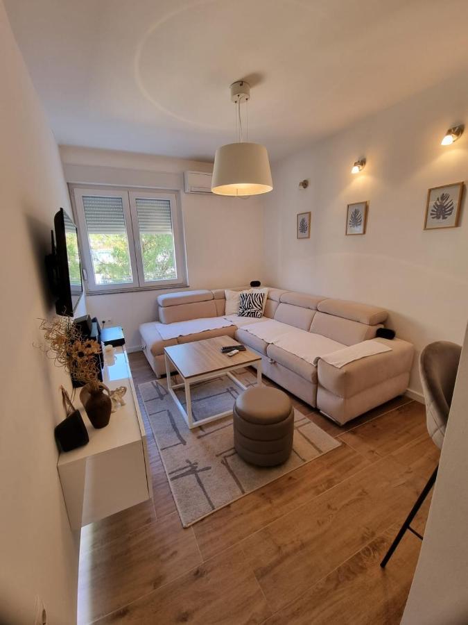 Apartman Anita Ljubuski Bagian luar foto